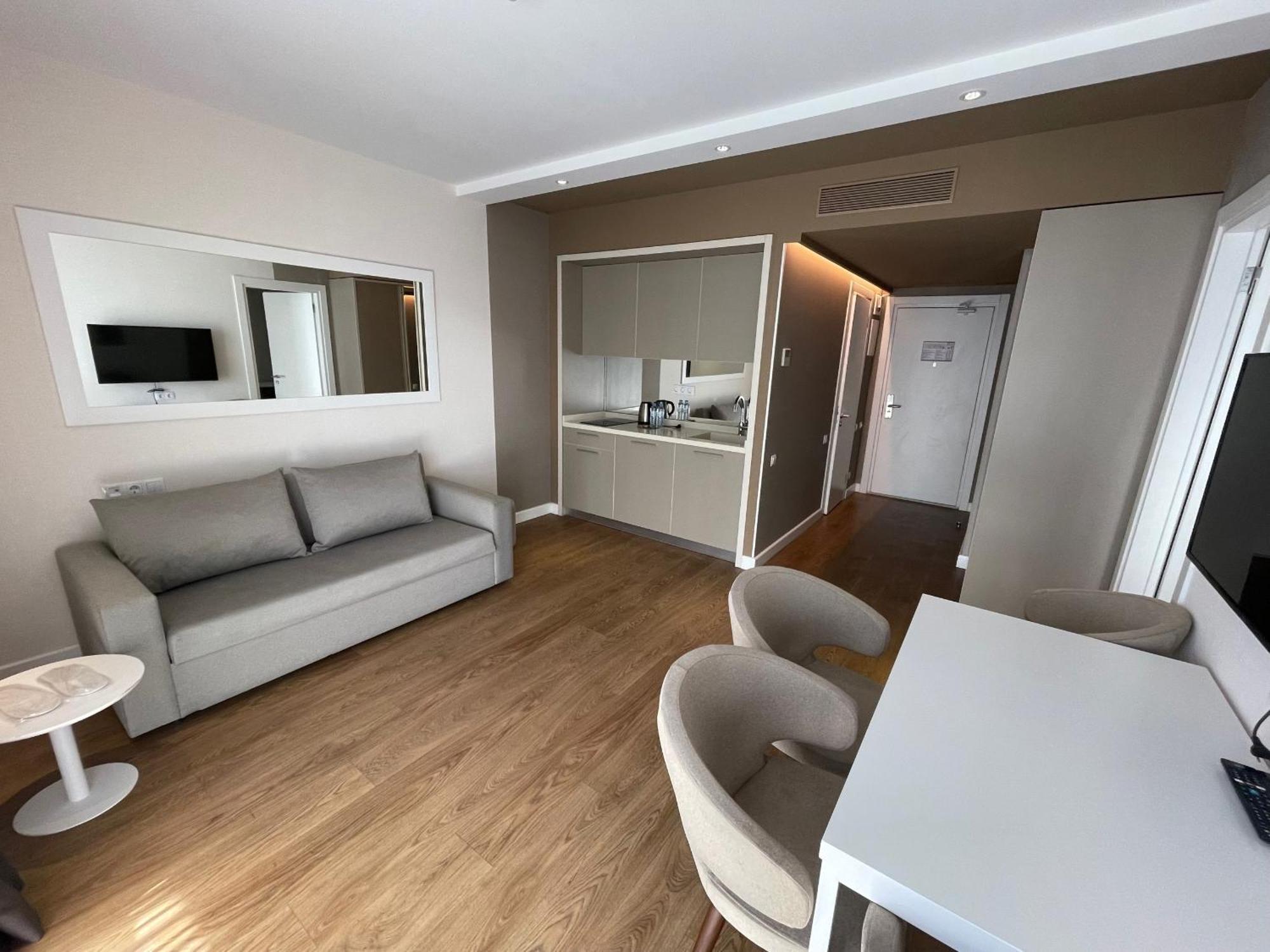 Poseidon Apartament