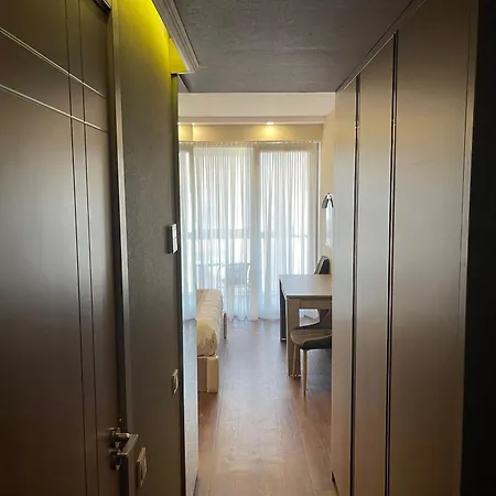 Poseidon Apartments Батуми Экстерьер фото