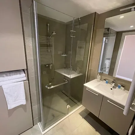 Poseidon Apartments Батуми Экстерьер фото