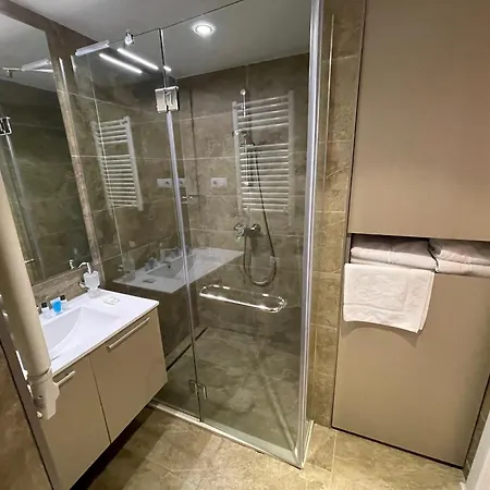 Poseidon Apartments Батуми Экстерьер фото