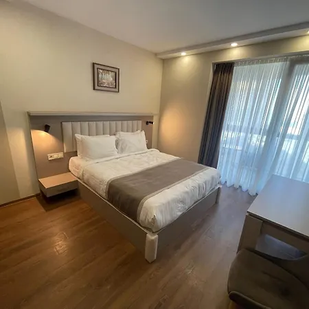 Poseidon Apartments Батуми Экстерьер фото