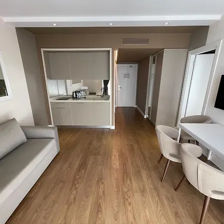 Poseidon Apartments Батуми Экстерьер фото